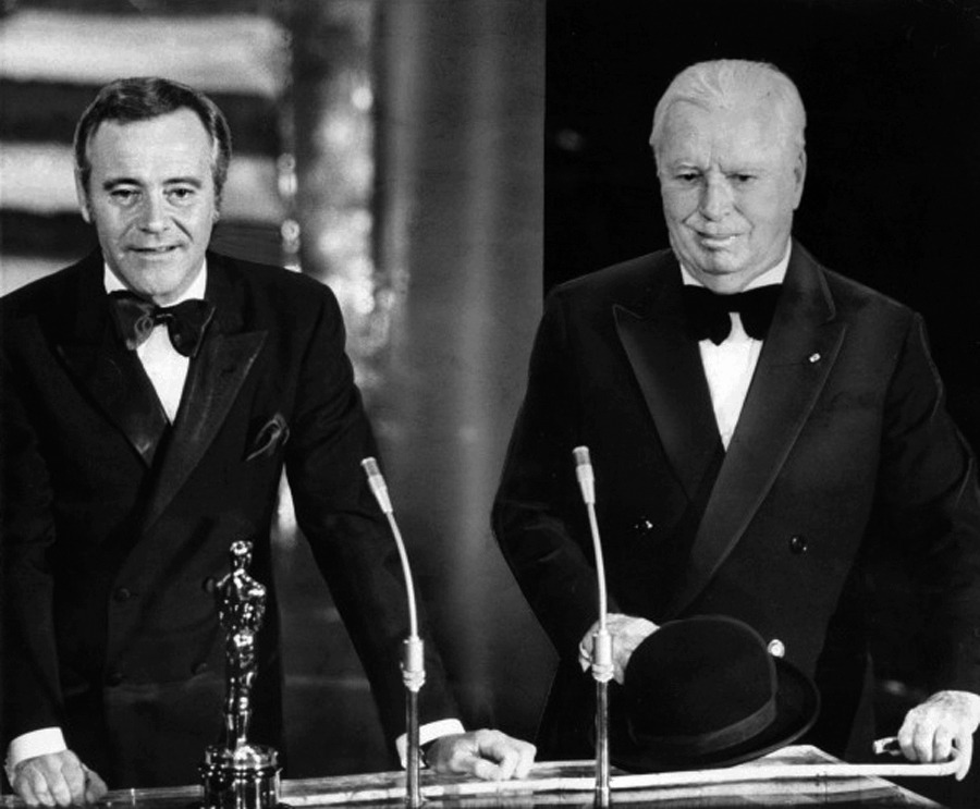 Image of Charlie Chaplin (right) and Jack Lemmon (left) in 1972 at Academy of Motion Picture Arts and Sciences