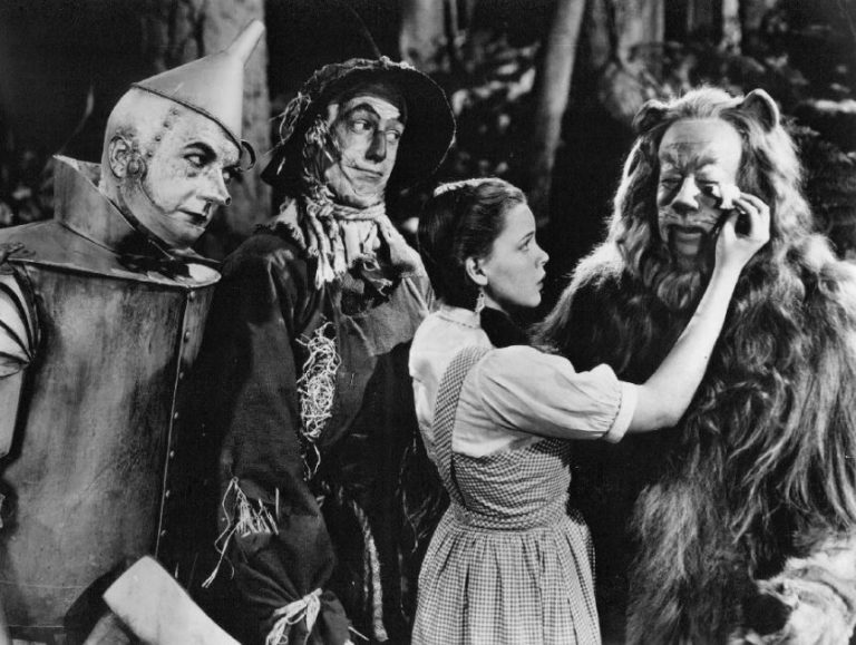 The Amazing Sets of The Wizard of Oz