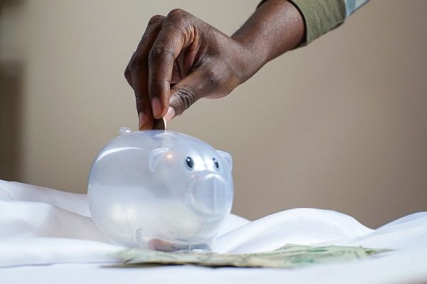4 Tips for Growing an Emergency Fund When Money Is Tight