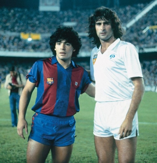 Diego Maradona (left) and Mario Kempes (right) on a football match against Valencia Club de Futbol or Valencia CF