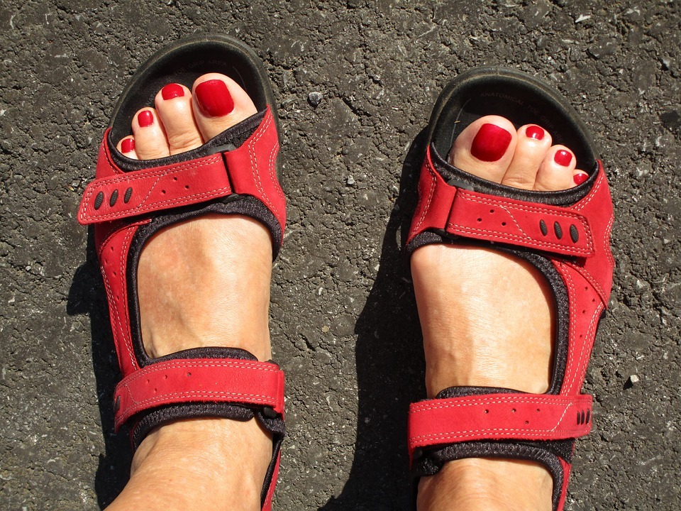 How to Choose the Best Bunion Sandal