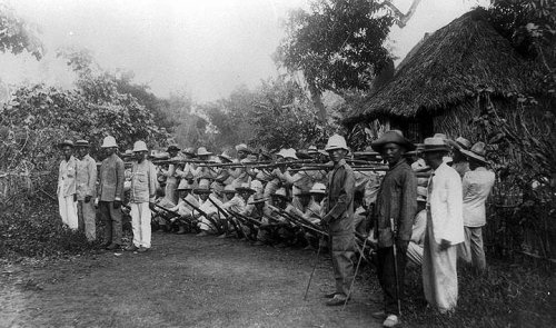 1898 Filipino soldiers outside Manila
