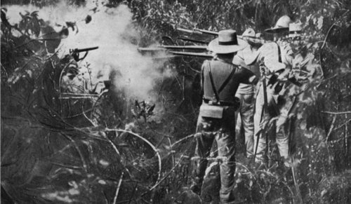 1898 Spanish troops fighting in the undergrowth