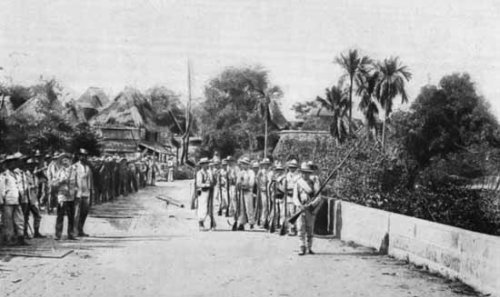 1898 Spanish troops outside Manila