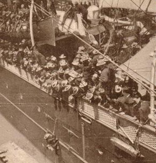 1st California Volunteers boarding City of Peking, May 26 1898