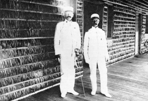 Adna R Chaffee MGen and BGen Jacob Smith in Tacloban Leyte 1902