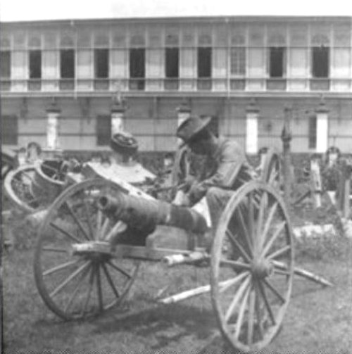 Captured Filipino iron pipe cannon 1899