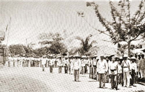 Filipino regiment preparing to leave Manila Sept 15 1898