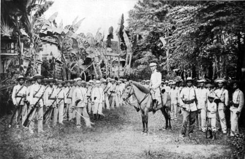 Gregorio del Pilar and troops probably Bacolor Pampanga in 1898
