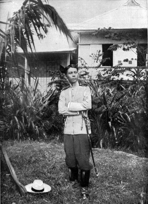 Gregorio del Pilar with arms folded