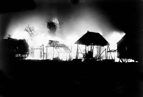 Huts burning at Tondo Feb 22 1899