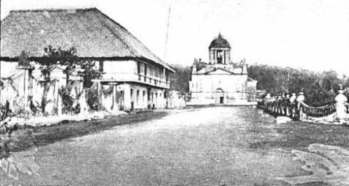Legazpi street n cathedral 1899