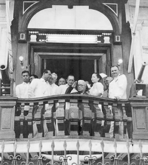 Phil Independence celebration with Aguinaldo and Pres Diosdado Macapagal June 12, 1962_opt