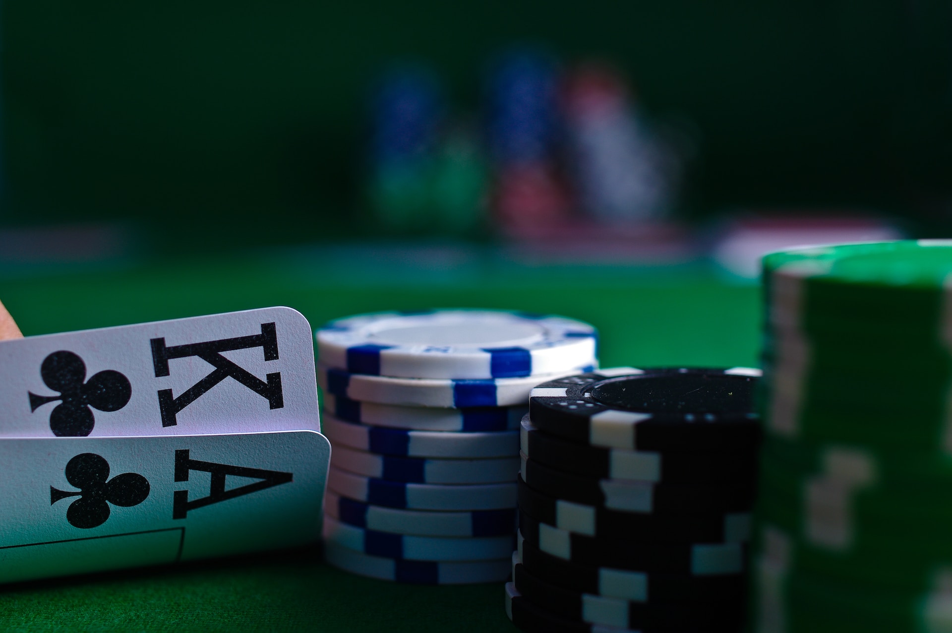 4 Best Bonuses That Attracts The Public Towards Online Casino