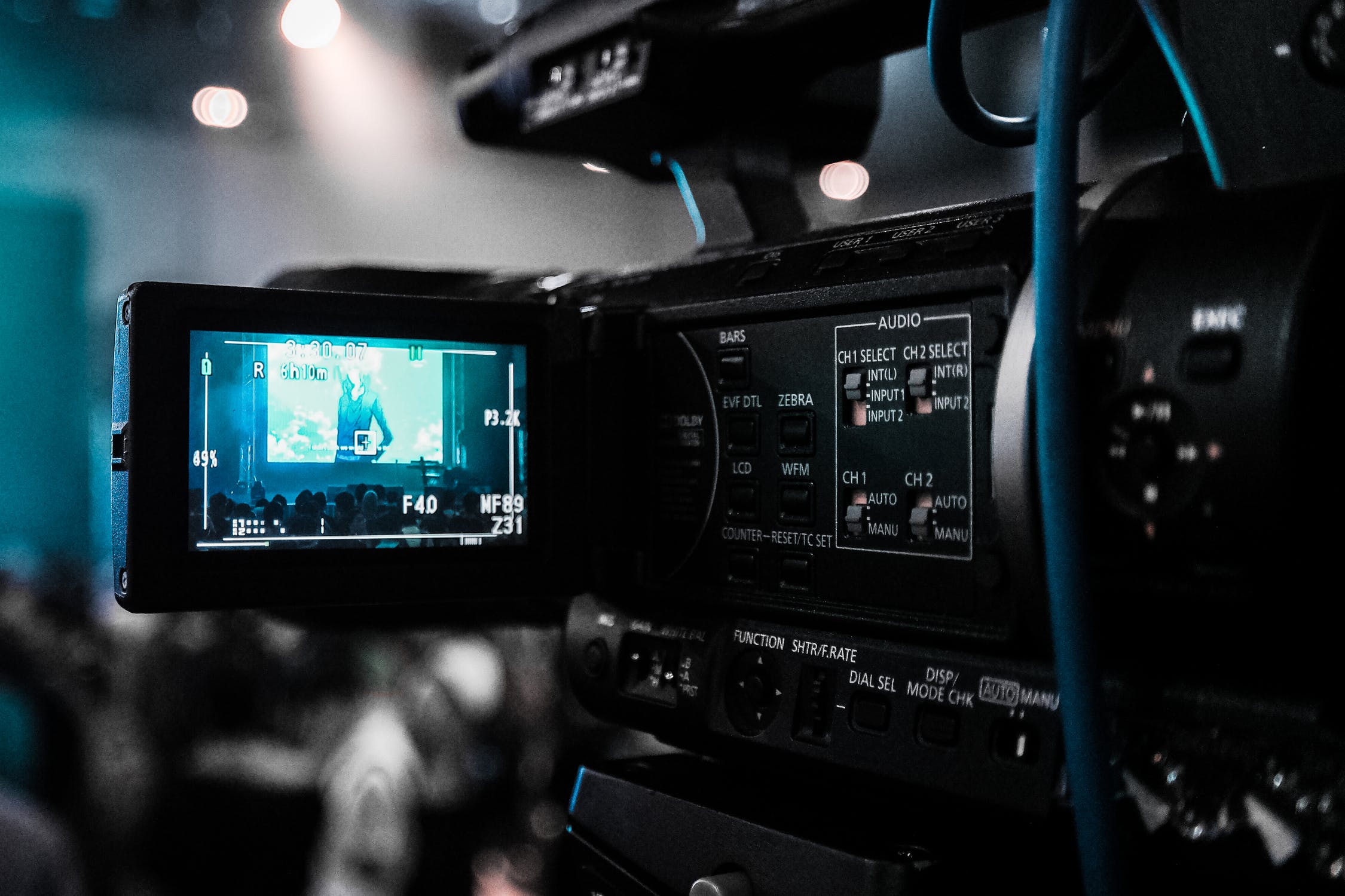 4 Good Reasons Why Video Production Is the Best Method of Advertising