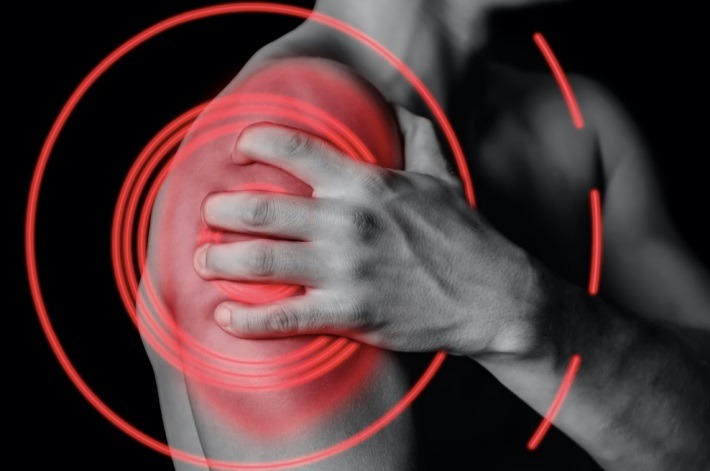 Common Shoulder Injuries While Playing Football