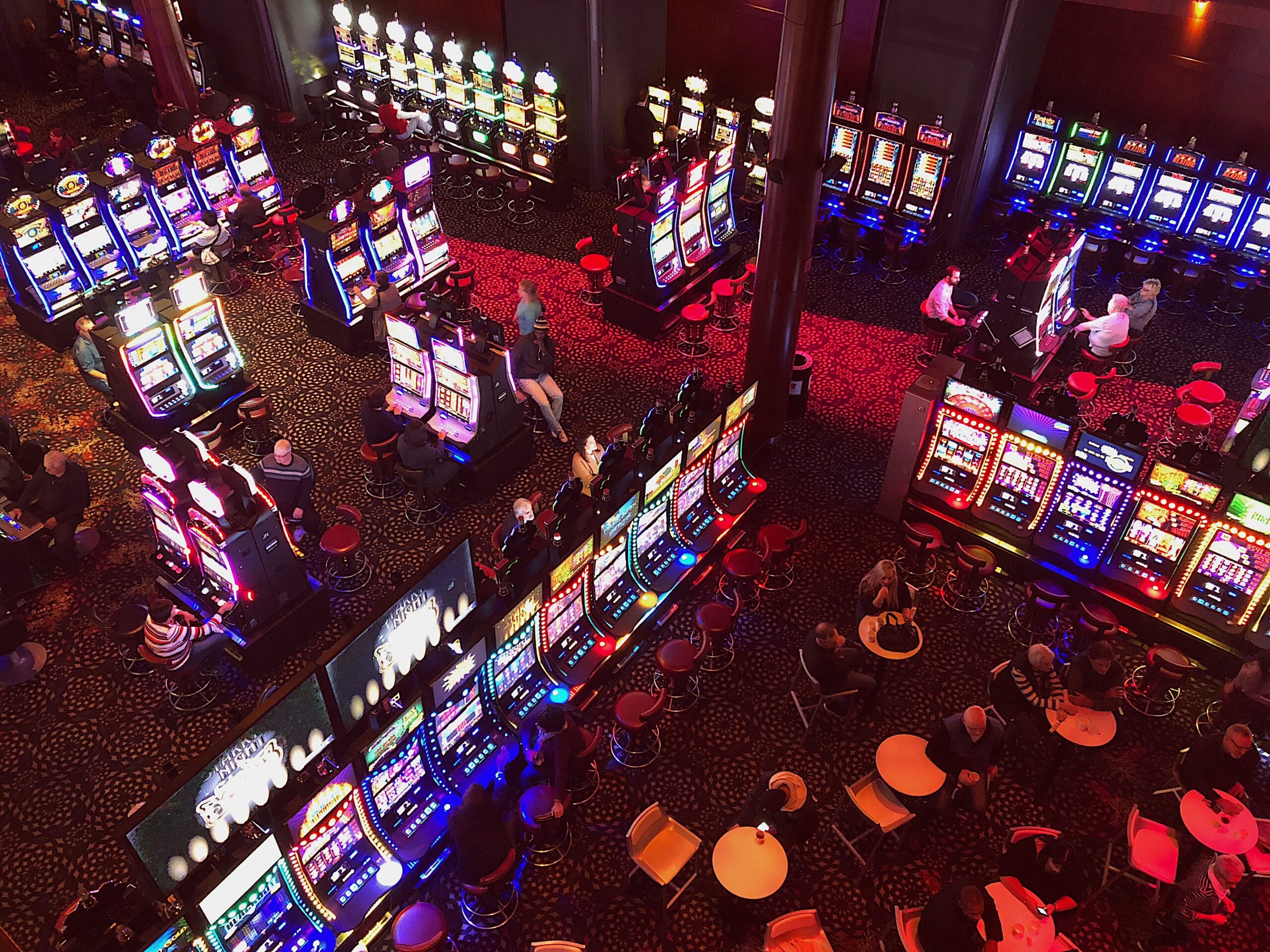 Interesting Facts About In Person and Online Slots Machines