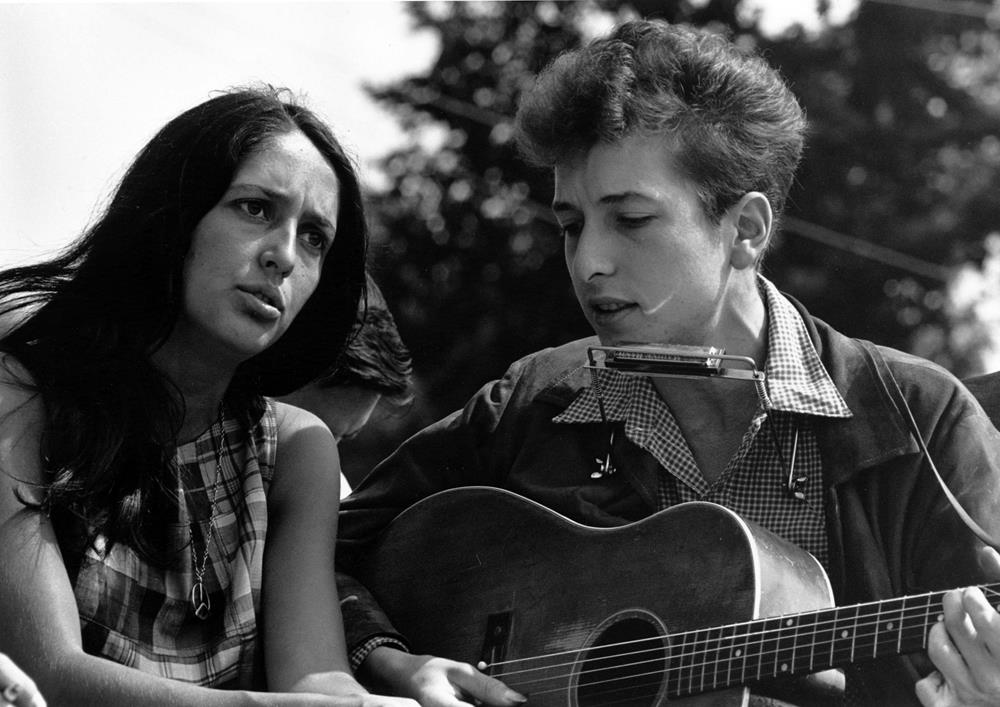 Joan Baez and Bob Dylan during the civil rights "March on Washington for Jobs and Freedom", August 28, 1963