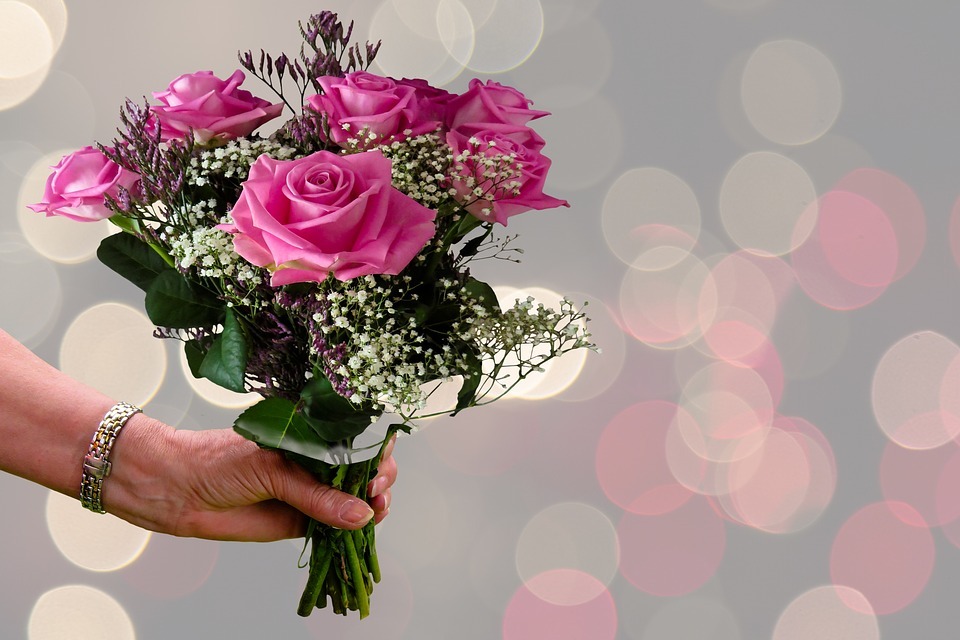Best Flowers To Give Your Partner on Her Birthday!