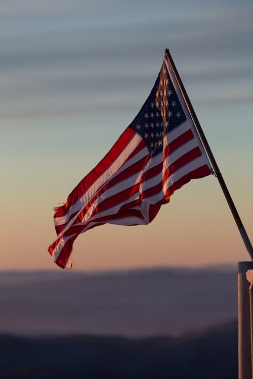 Shallow photography of US flag.