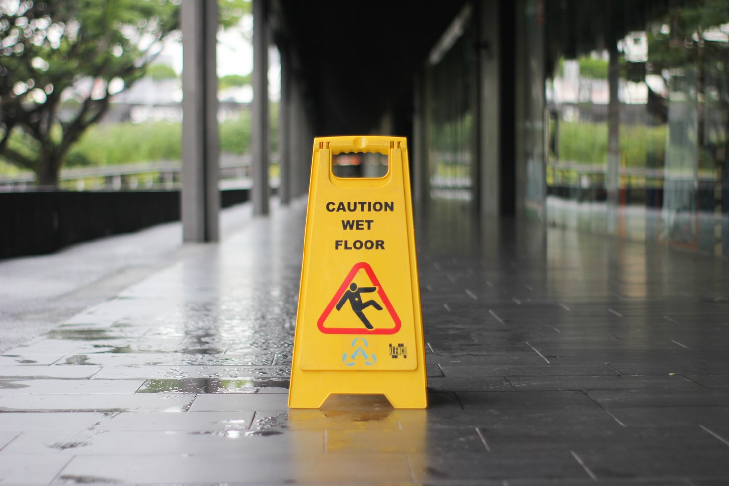 Tips To Prevent Slip and Fall Injuries During Icy Winter Weather