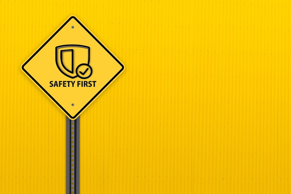 5 important elevated work platform safety tips