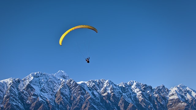 6 Reasons You Should Learn How To Paraglide