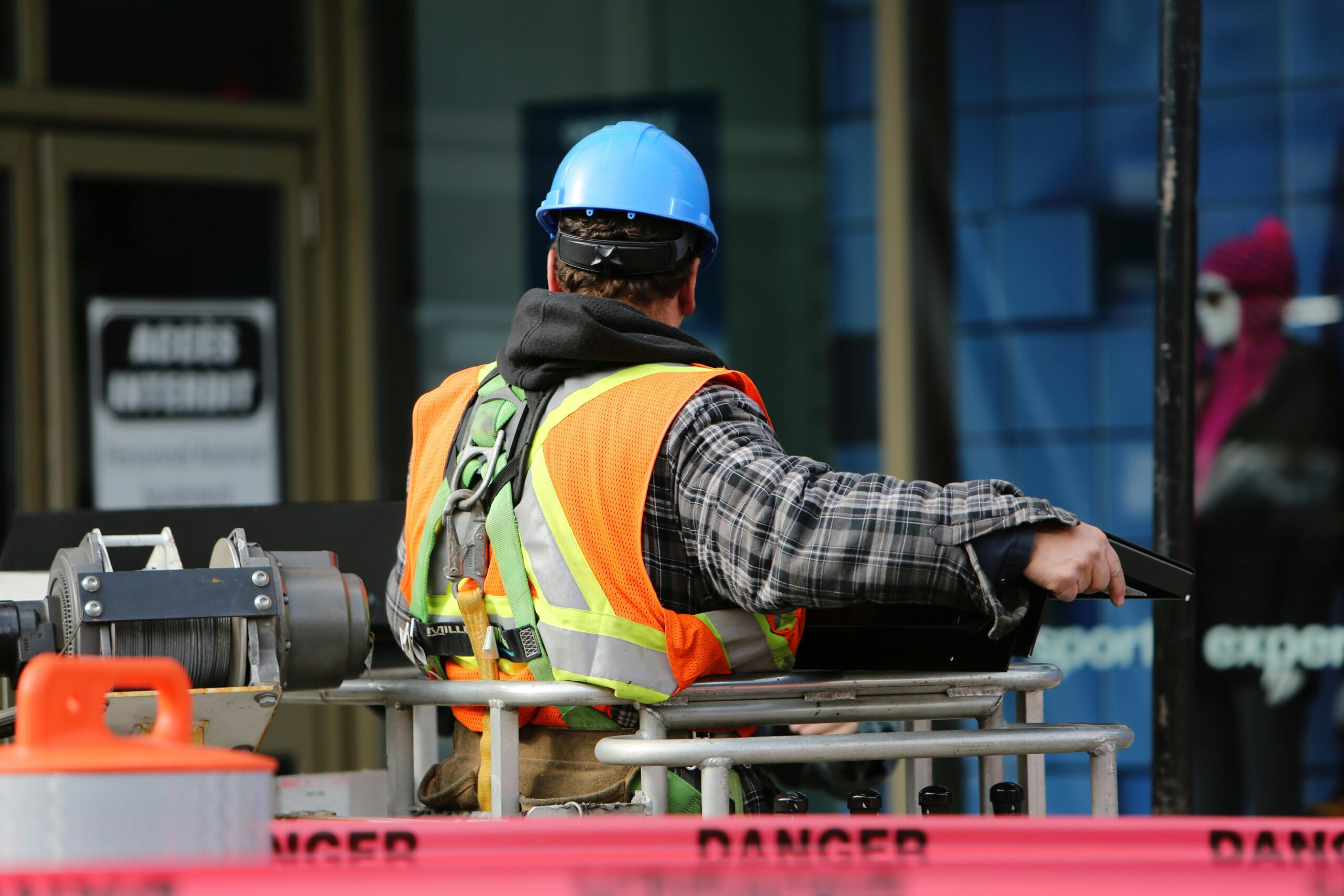 The Best Ways to Improve Construction Safety