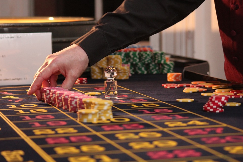 How Do You Organize A Casino Night