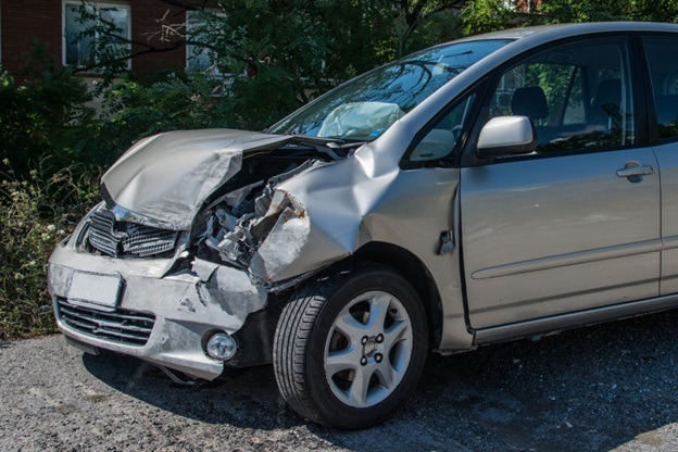 Who is Responsible for an Accident Caused by a Vehicle Defect