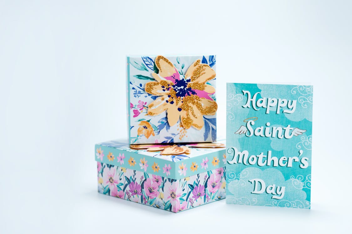 Custom-Printed Gift Boxes