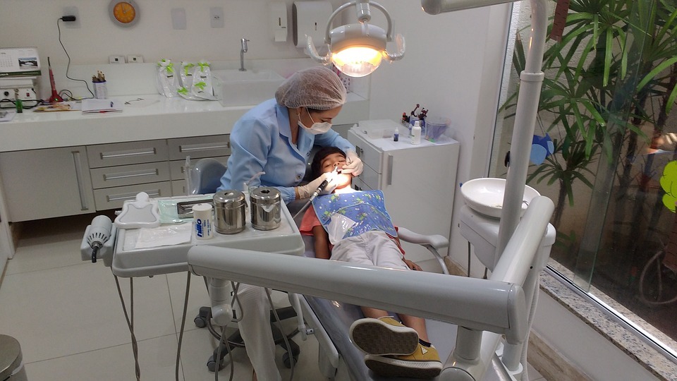 Dental Trauma In Kids: How To Manage It?