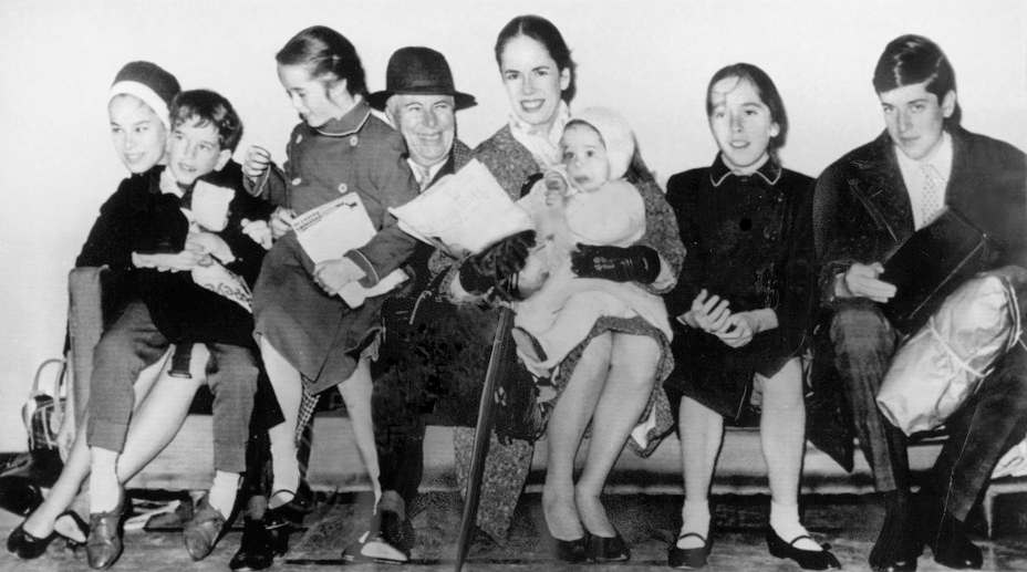 Chaplin with his wife Oona and six of their eight children (Jane and Christopher are absent) in 1961