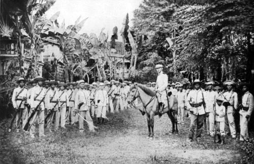 General-Gregorio-del-Pilar-and-his-troops-in-Pampanga-circa-1898