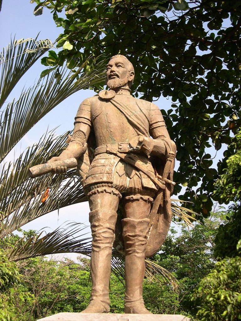 statue-of-Miguel-Lopez-de-Legazpi-in-Cebu