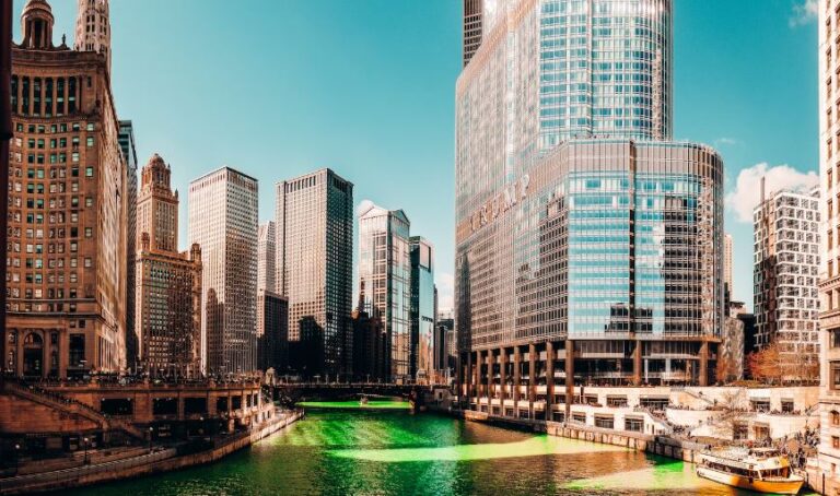 Hd Chicago Wallpaper, Trump International School, Boat, Building, Urban, Town, High Rise, Metropolis, Downtown, Transportation, Vehicle, Architecture, Condo, Housing, Office Building, Apartment Building
