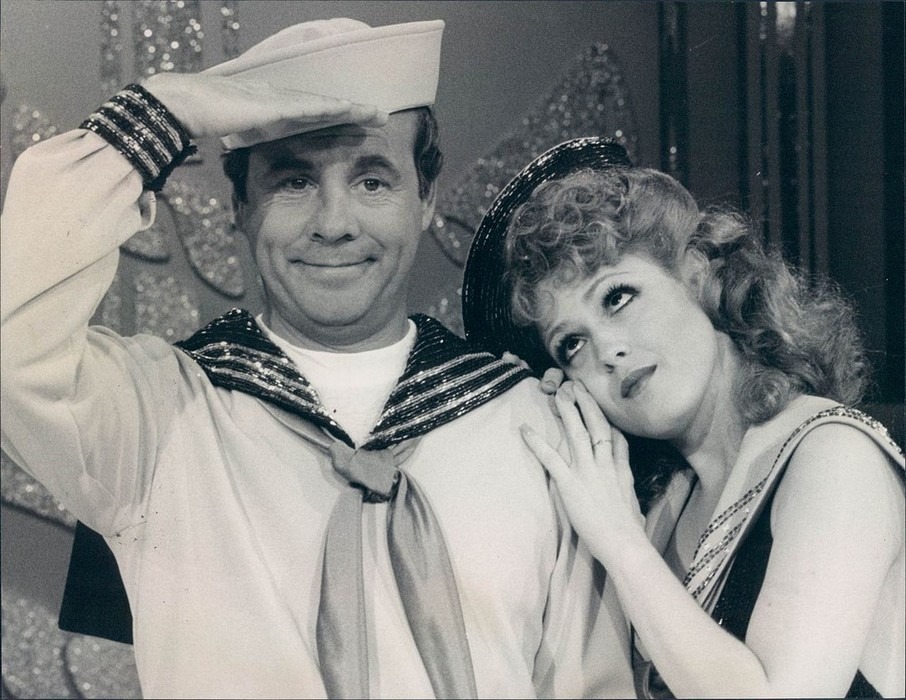 Bernadette Peters